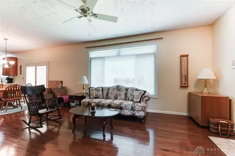210 Brookside Dr, Springboro, OH 45066 photo 4