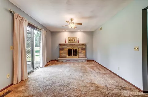 624 Aberfelda Dr, Springfield, OH 45504 photo 18