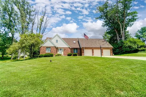 624 Aberfelda Dr, Springfield, OH 45504 photo 1