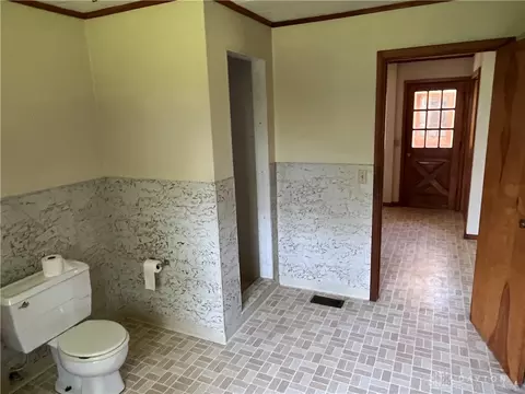 5384 N Hampton Rd, Springfield, OH 45502 photo 8