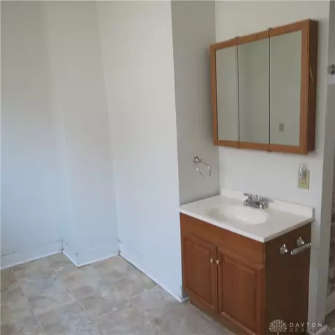 547 Rauth, Sidney, OH 45365 photo 12