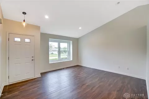 3261 Springview Dr, Hamilton, OH 45011 photo 9