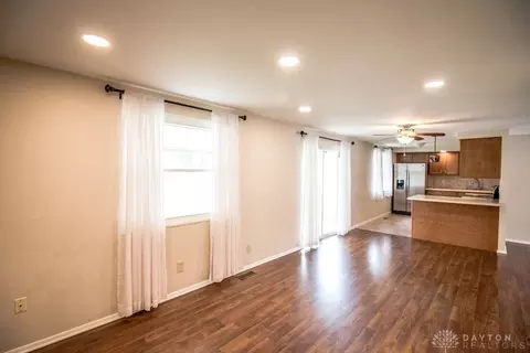 4762 Bonnie Rd, Dayton, OH 45440 photo 12