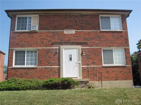 47 Bennington Dr, Dayton, OH 45405 photo 2
