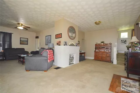 231 N Clairmont Ave, Springfield, OH 45503 photo 10