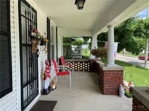 231 N Clairmont Ave, Springfield, OH 45503 photo 4