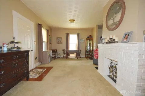 231 N Clairmont Ave, Springfield, OH 45503 photo 9