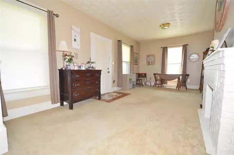 231 N Clairmont Ave, Springfield, OH 45503 photo 8