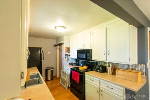4255 Wabash Dr, Springfield, OH 45503 photo 9