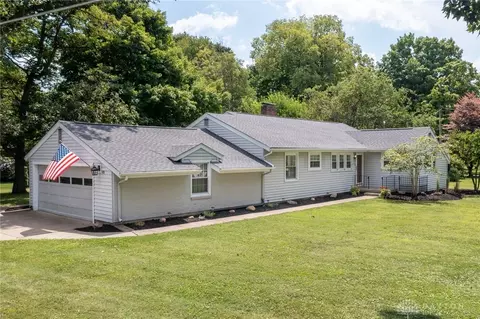 811 Wellington Dr, Springfield, OH 45506 photo 34