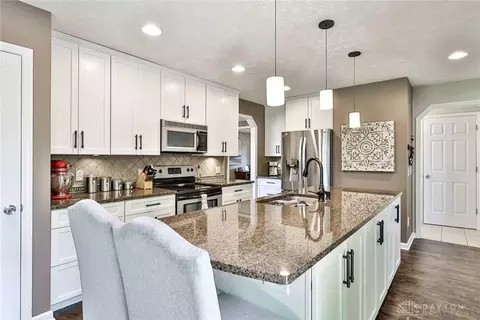 325 Pebblestone, Monroe, OH 45050 photo 6