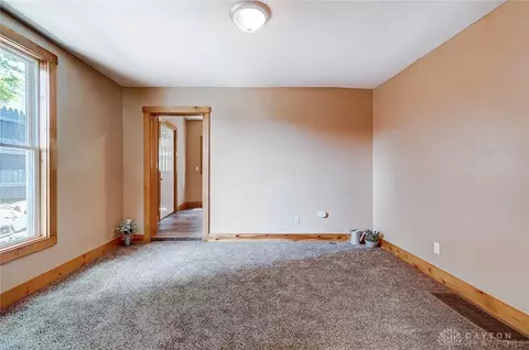 321 Monroe St, Springfield, OH 45505 photo 9
