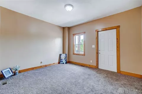 321 Monroe St, Springfield, OH 45505 photo 5