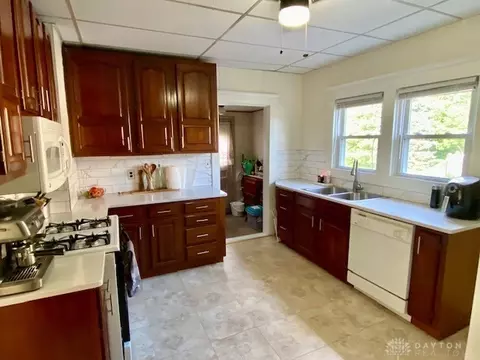 3012 E High St, Springfield, OH 45505 photo 11