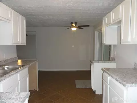 424 Maplecrest Dr, Troy, OH 45373 photo 13
