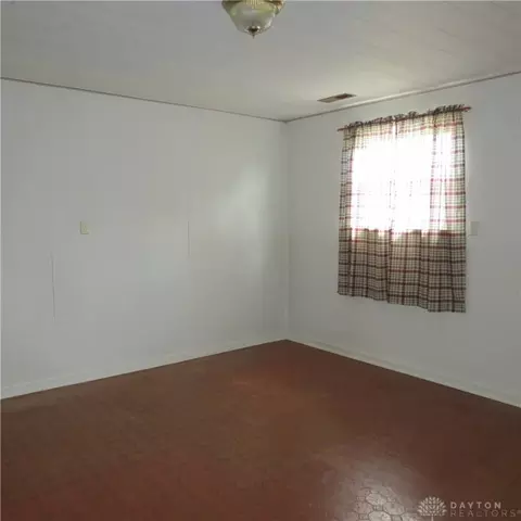 2405 Aldrin, Sidney, OH 45365 photo 12