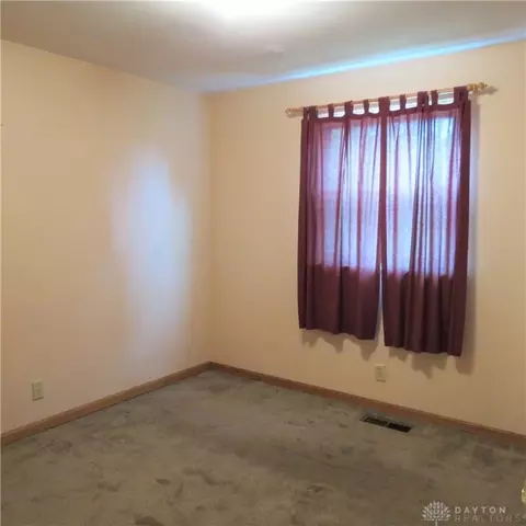 2405 Aldrin, Sidney, OH 45365 photo 9