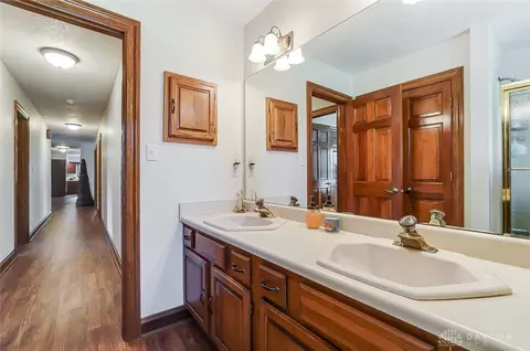 3925 Eagle Point Dr, Beavercreek, OH 45430 photo 30