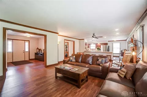 3925 Eagle Point Dr, Beavercreek, OH 45430 photo 6