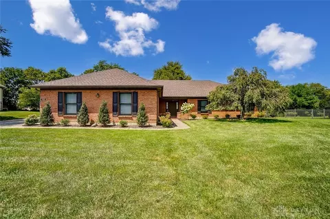 3925 Eagle Point Dr, Beavercreek, OH 45430 photo 43