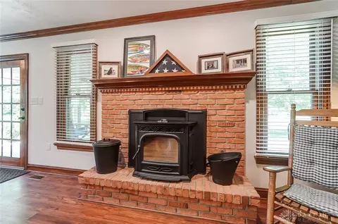 3925 Eagle Point Dr, Beavercreek, OH 45430 photo 10