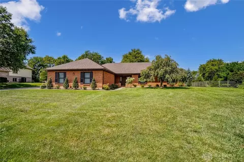 3925 Eagle Point Dr, Beavercreek, OH 45430 photo 41