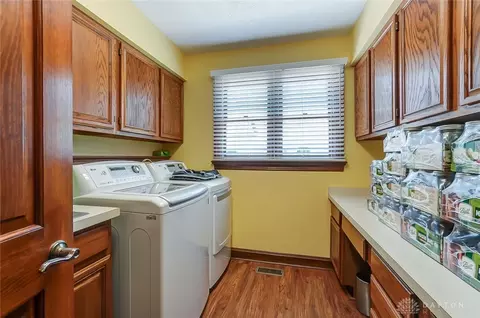 3925 Eagle Point Dr, Beavercreek, OH 45430 photo 31