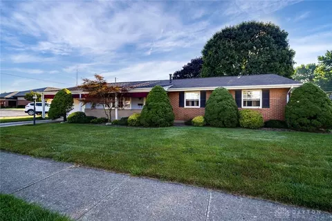 310 Debra St, Covington, OH 45318 photo 2