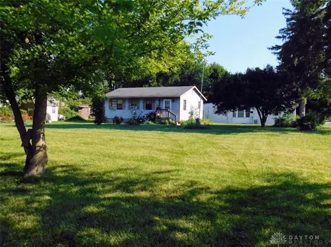 1851 Norwood Ave, Springfield, OH 45506 photo 1