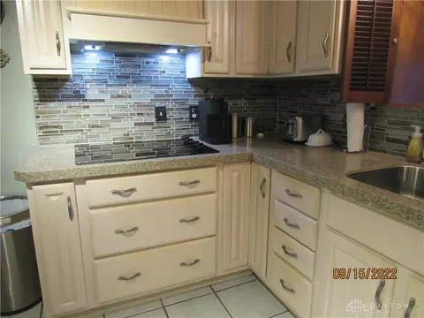 1856 Timberline Trl, Springfield, OH 45503 photo 18