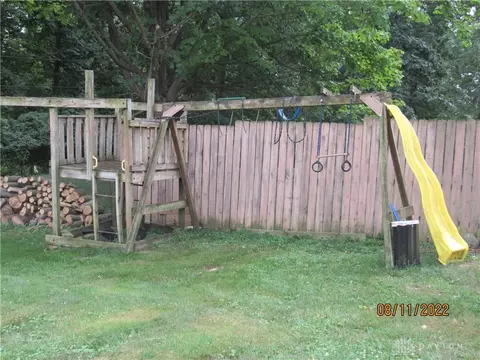 1856 Timberline Trl, Springfield, OH 45503 photo 9