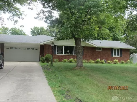1856 Timberline Trl, Springfield, OH 45503 photo 1