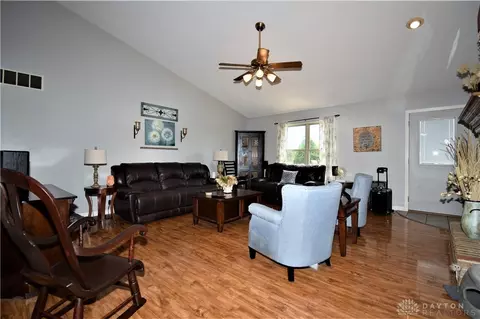 4643 Echo Hills Ave, Springfield, OH 45502 photo 14