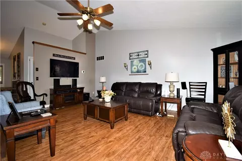 4643 Echo Hills Ave, Springfield, OH 45502 photo 15