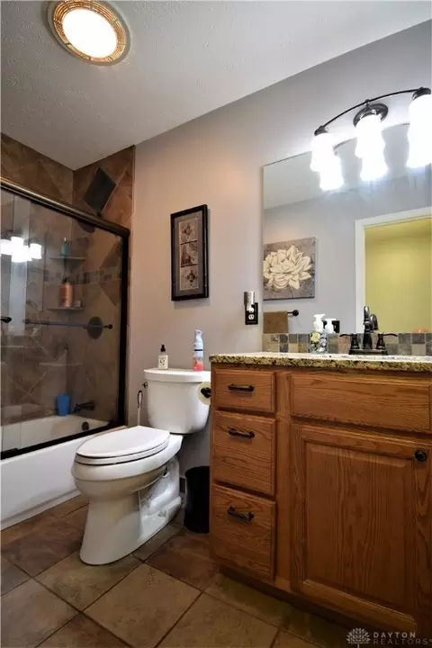 4643 Echo Hills Ave, Springfield, OH 45502 photo 9