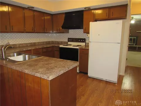 2548 Shrine Rd, Springfield, OH 45502 photo 5