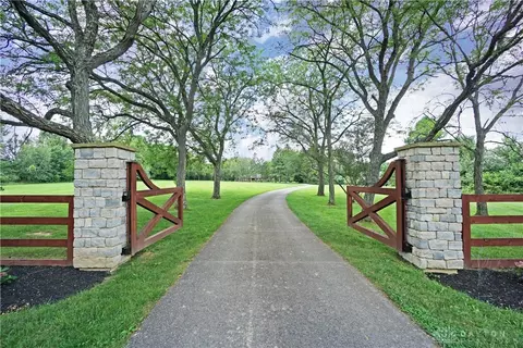 5647 Cochran Rd, Morrow, OH 45152 photo 2