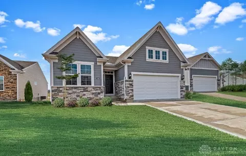 1934 Prestwick Bnd, Miamisburg, OH 45342