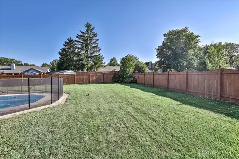 8611 Glen Eagle Ct, Springboro, OH 45066 photo 28