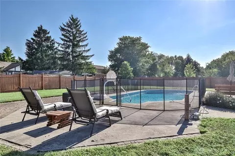8611 Glen Eagle Ct, Springboro, OH 45066 photo 31