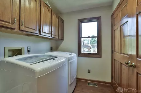 8611 Glen Eagle Ct, Springboro, OH 45066 photo 25