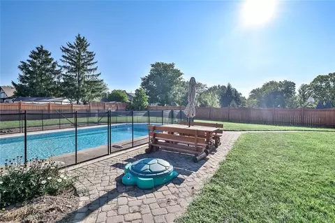 8611 Glen Eagle Ct, Springboro, OH 45066 photo 27