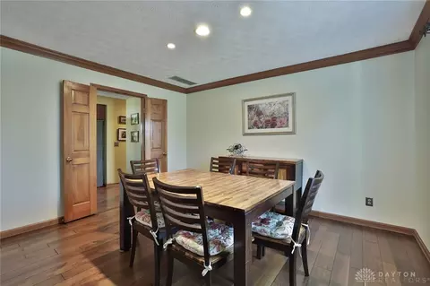 8611 Glen Eagle Ct, Springboro, OH 45066 photo 13