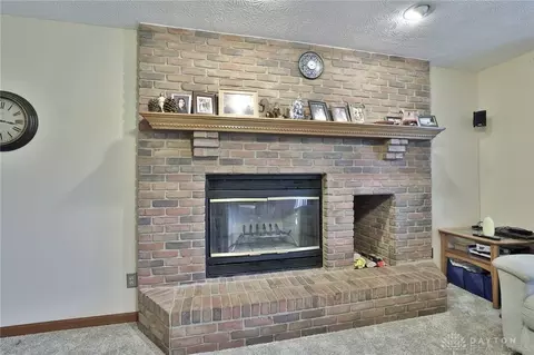 8611 Glen Eagle Ct, Springboro, OH 45066 photo 7