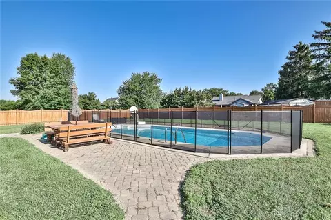 8611 Glen Eagle Ct, Springboro, OH 45066 photo 26