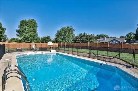8611 Glen Eagle Ct, Springboro, OH 45066 photo 30
