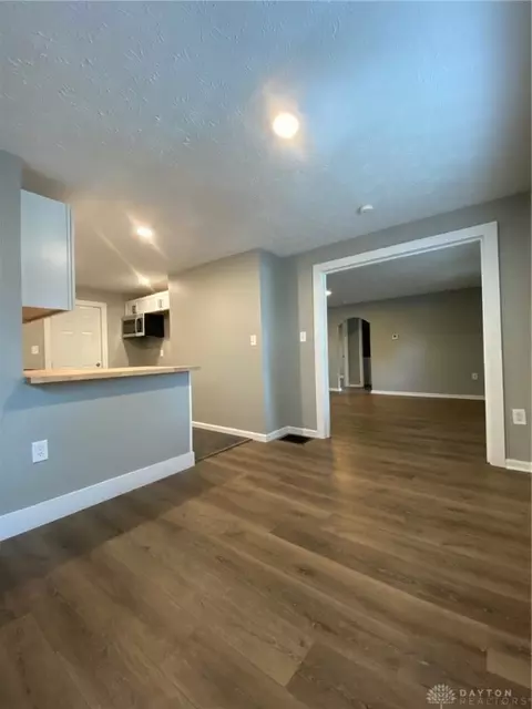 2122 Sunnyland Blvd, Springfield, OH 45506 photo 6