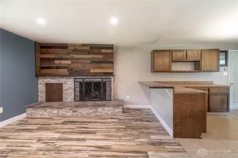 5545 Marshall Rd, Dayton, OH 45429 photo 6