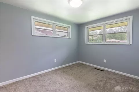 5545 Marshall Rd, Dayton, OH 45429 photo 16