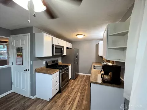 1133 Blaine Ave, Springfield, OH 45503 photo 5